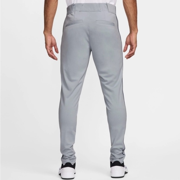Nike‎ Gray Baseball Pants Men’s Size S Belt Loops Tapered Stretch Dri-FIT - Picture 2 of 12